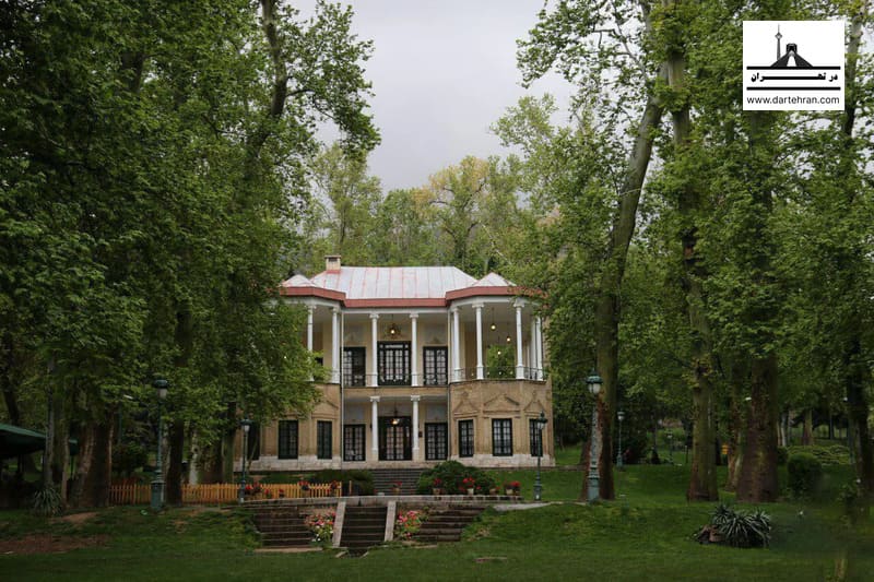 کاخ نیاوران